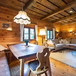 Vakantiehuis Almhaus Falkertzeit *